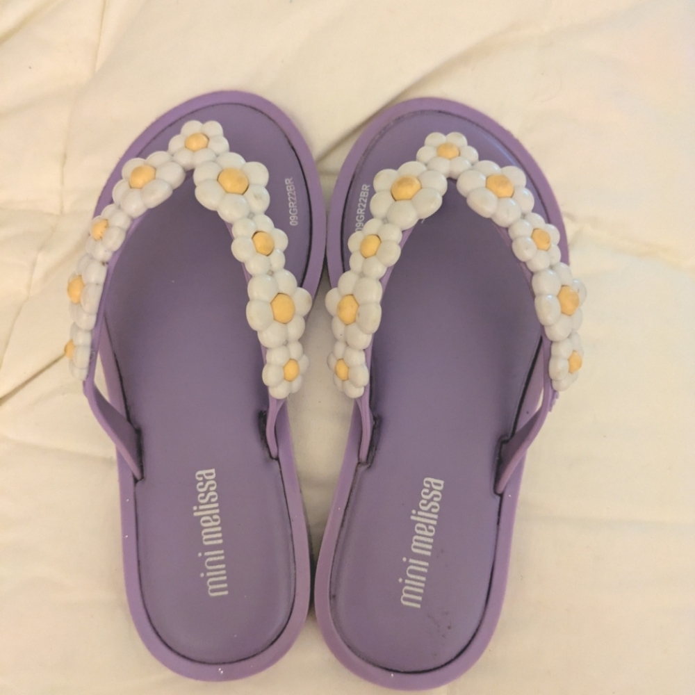 Mini Melissa Lavender Flip Flops with Daisy Floral Design Size Girls 11